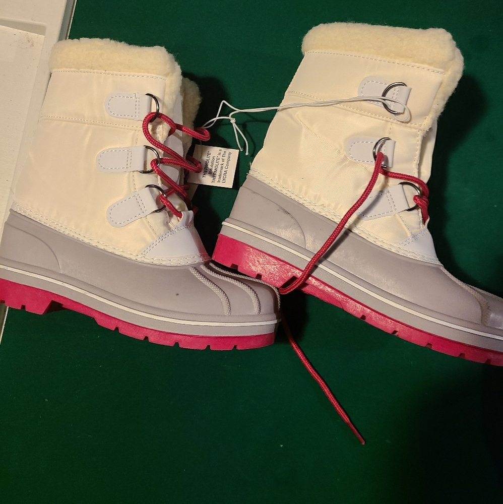 Cat and Jack winter boots